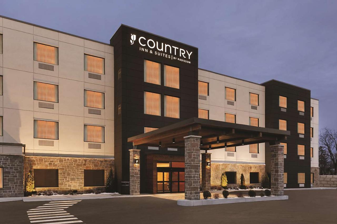 Country Inn & Suites By Radisson, Belleville, On Buitenkant foto